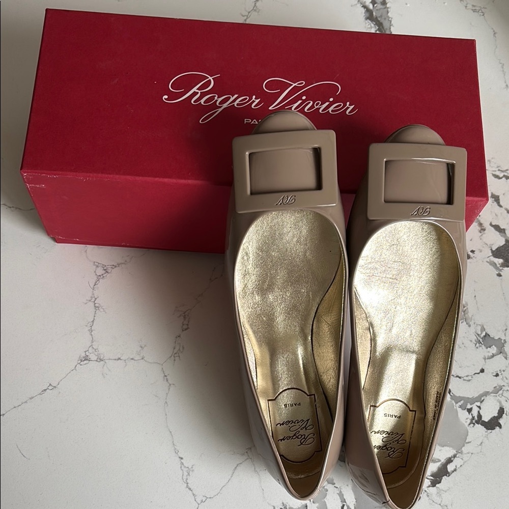 COPY - Roger Vivier Women's Beige Flats